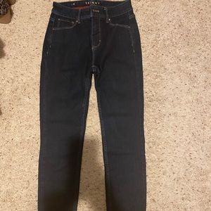 Whbm dark blue skinny jeans. Never worn